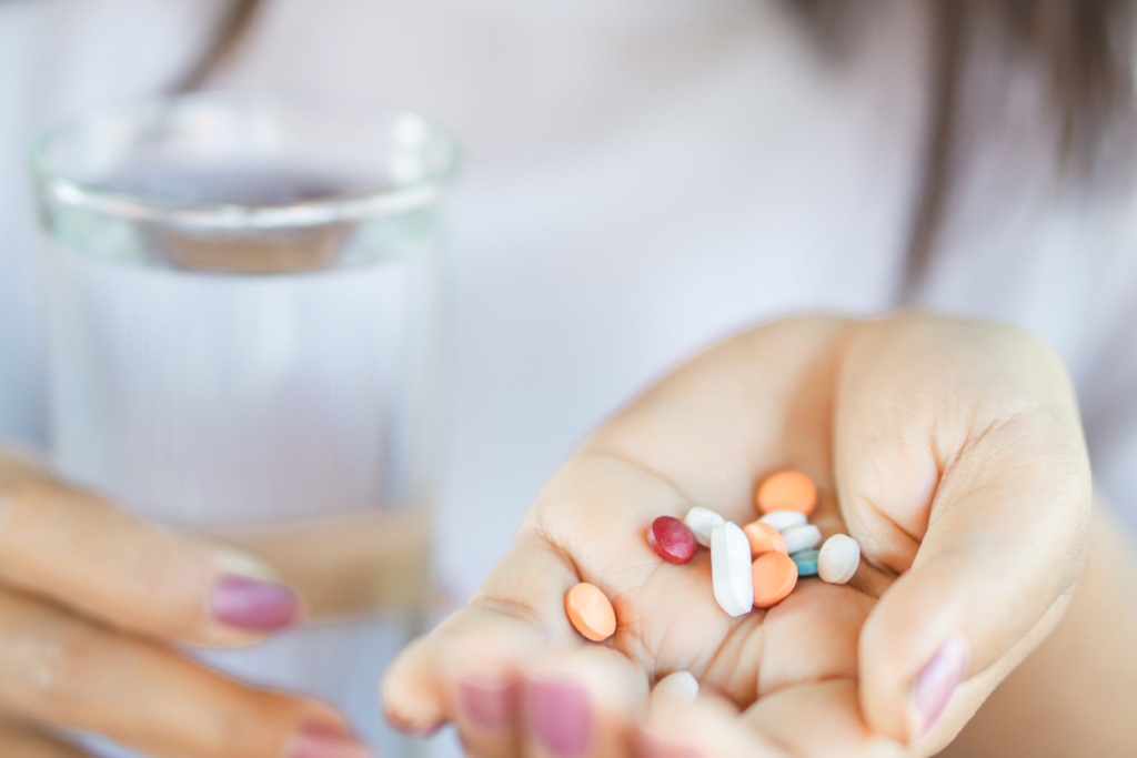 Descubra como essas terapias podem influenciar a saúde cognitiva das mulheres na pós-menopausa.